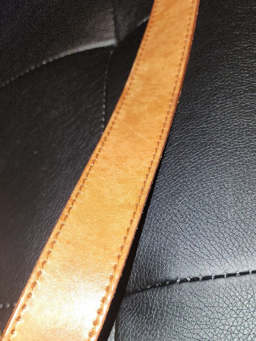 Liz Claiborne Tan Leather Belt with Decorative Silver-Tone Concho Buckle - Picture 10 of 11